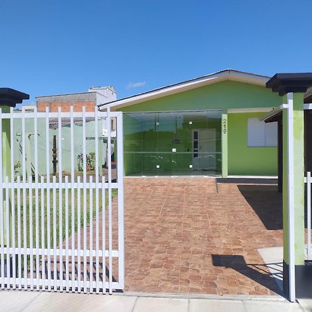 Casa Para Aluguel De Veraneio Em Torres Exterior foto